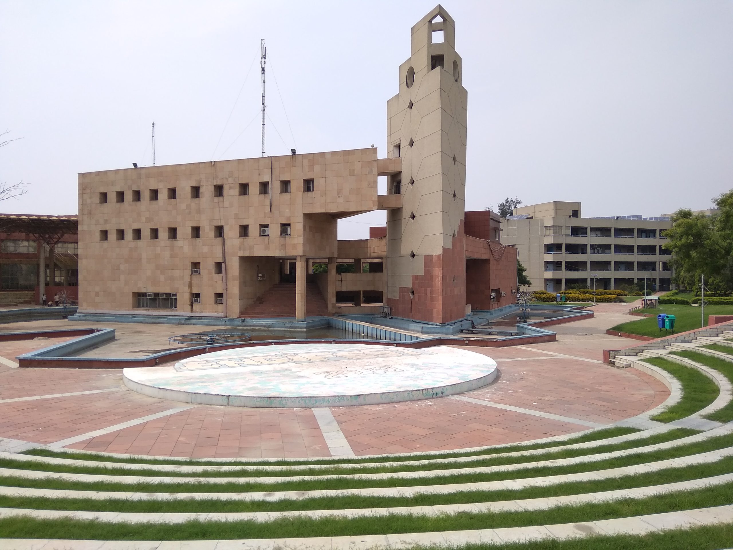 WES Credential Evaluation Process for Delhi Technological University Graduates—Simplified By Ccan Solutions.