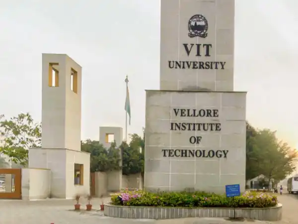 Planning to Move Abroad? Start Your WES Process with Vellore Institute of Technology Today With Ccan Solutions.