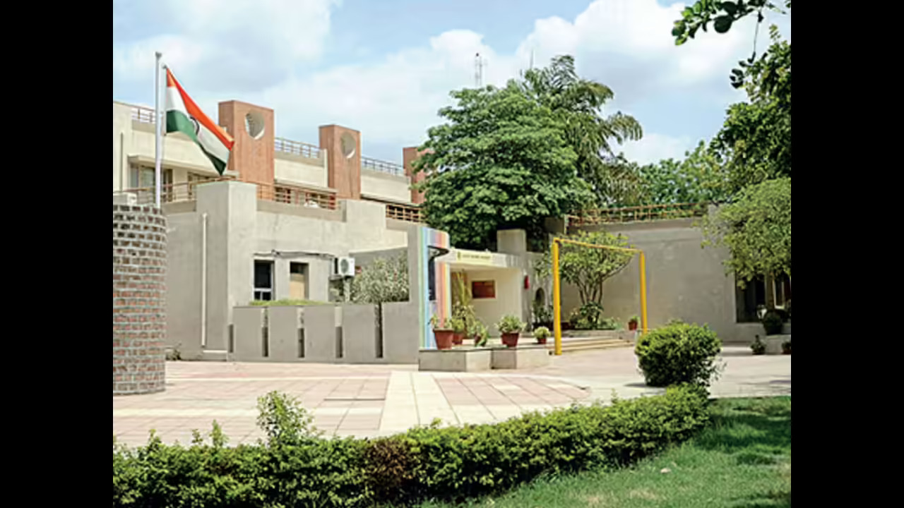 2026 Guide to WES Evaluation for Sabarmati University Graduates.